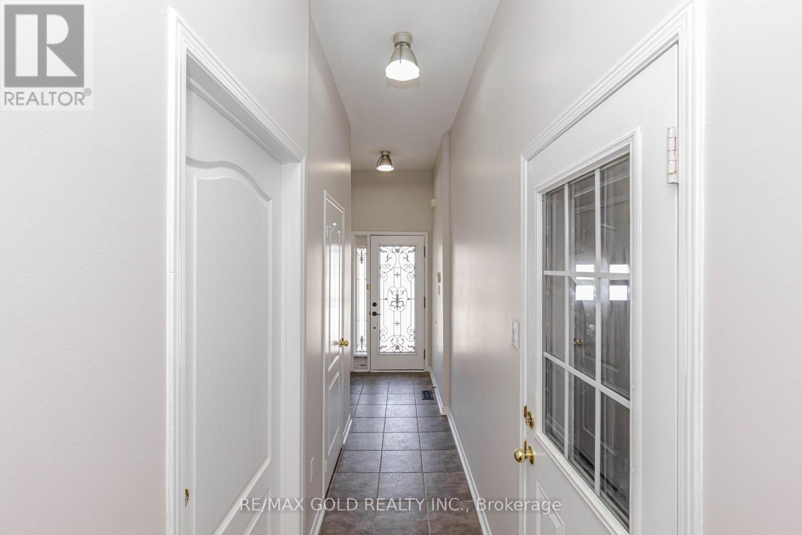 10 Palleschi Drive, Brampton, Ontario  L6P 2S1 - Photo 10 - W13206196