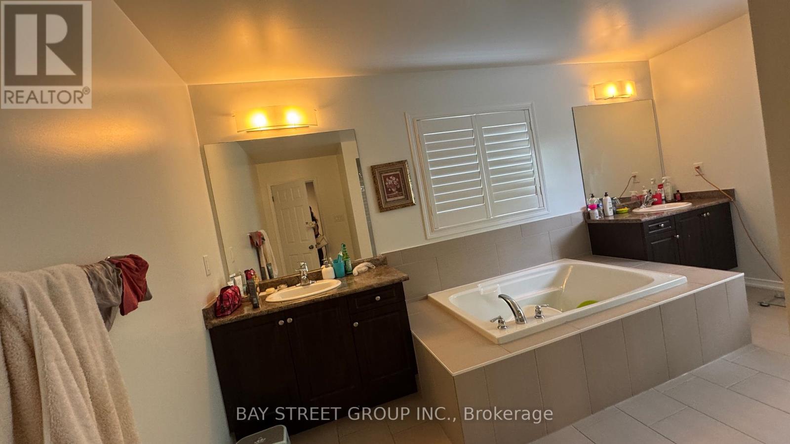 7889 Buckeye Crescent, Niagara Falls, Ontario  L2H 2Y6 - Photo 15 - X13206168