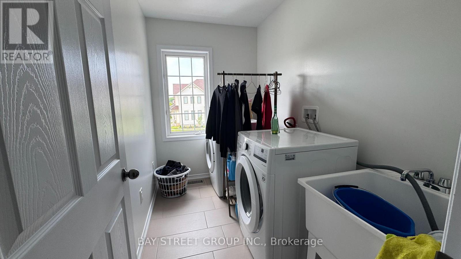 7889 Buckeye Crescent, Niagara Falls, Ontario  L2H 2Y6 - Photo 21 - X13206168
