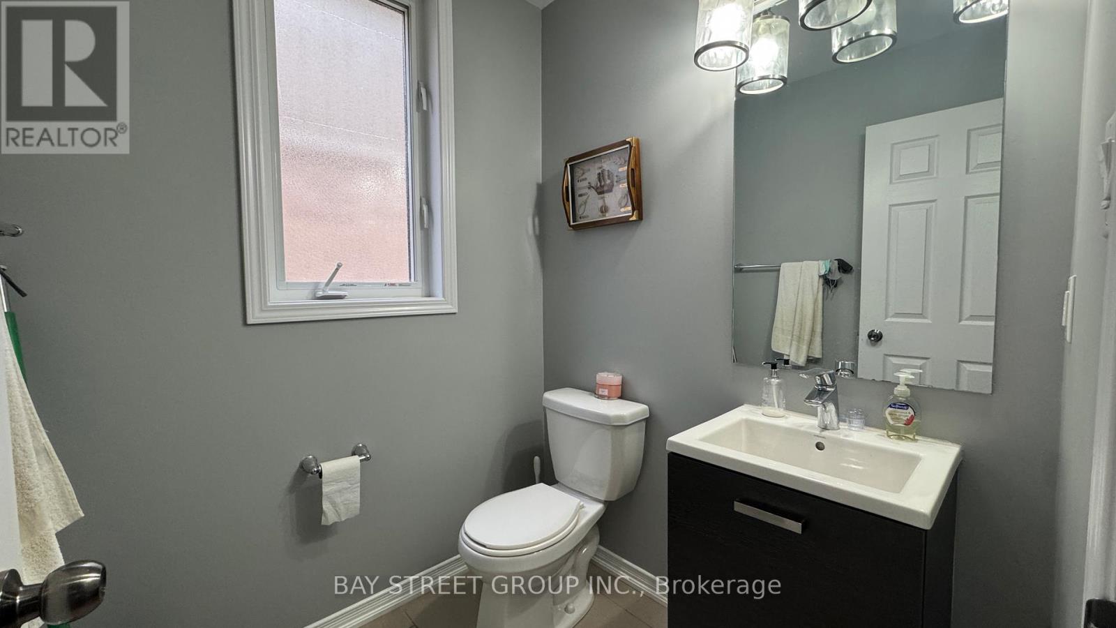 7889 Buckeye Crescent, Niagara Falls, Ontario  L2H 2Y6 - Photo 4 - X13206168