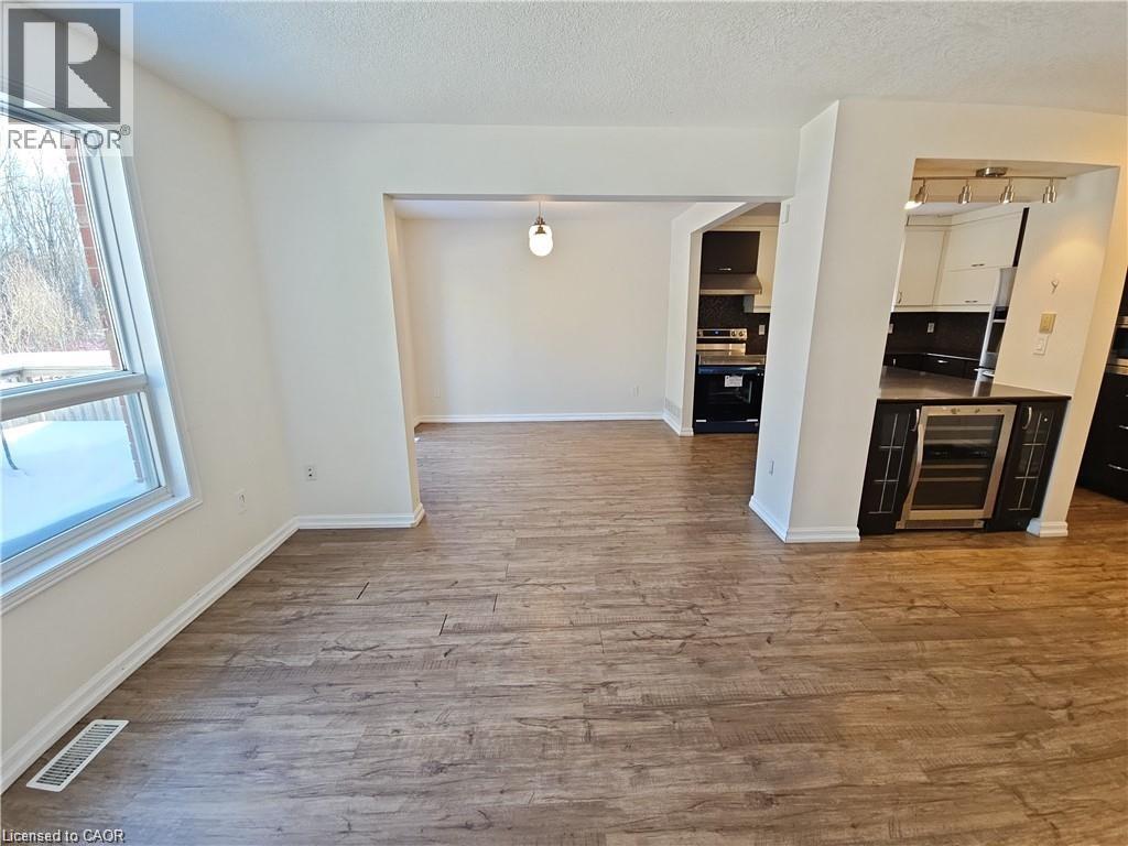 253 Pineland Place, Waterloo, Ontario  N2T 2S4 - Photo 14 - 40833085