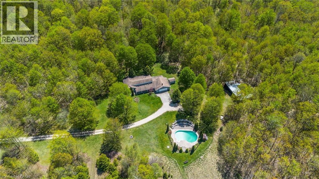354354 Osprey-Artemesia Town Line, Grey Highlands, Ontario  N0C 1E0 - Photo 2 - 40834294