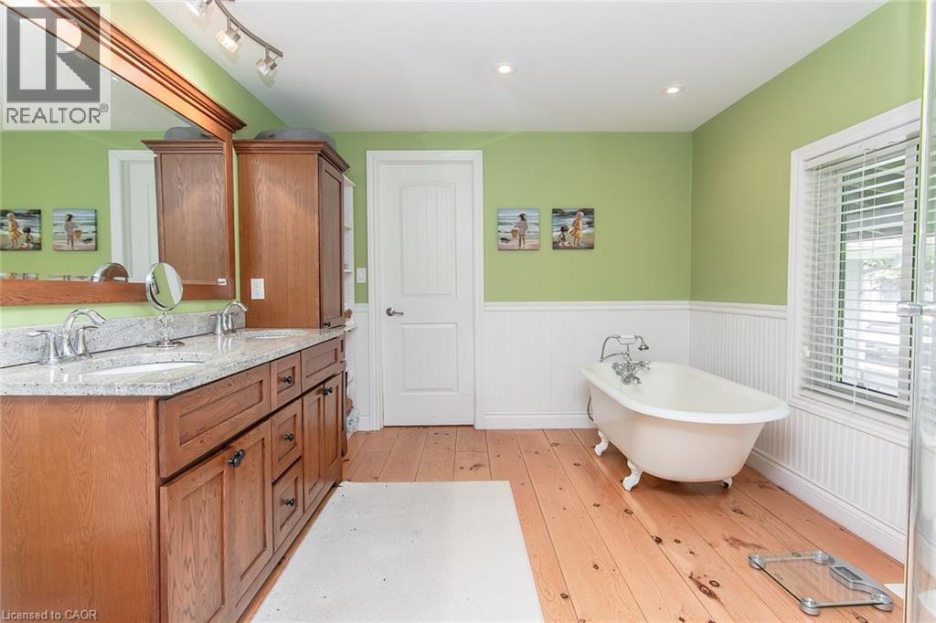 354354 Osprey-Artemesia Town Line, Grey Highlands, Ontario  N0C 1E0 - Photo 32 - 40834294