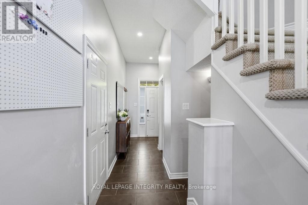 268 Keyrock Drive, Ottawa, Ontario  K2T 0G2 - Photo 4 - X13206254