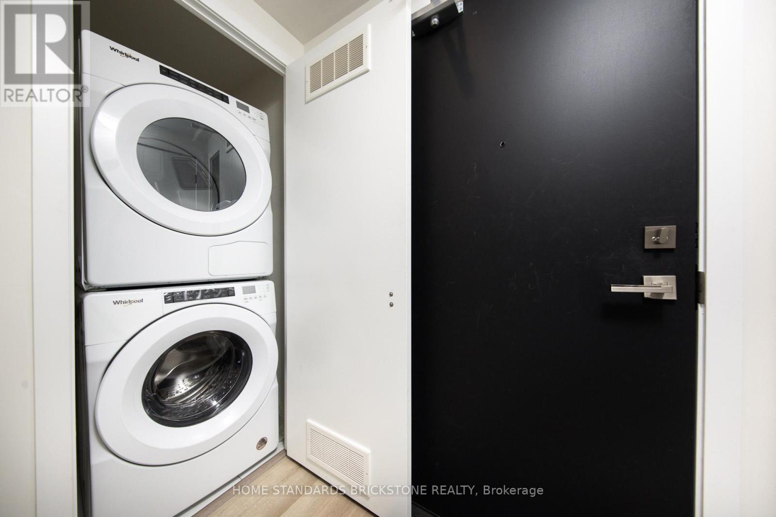 314 - 840 St Clair Avenue, Toronto, Ontario  M6C 0A4 - Photo 4 - C13206240