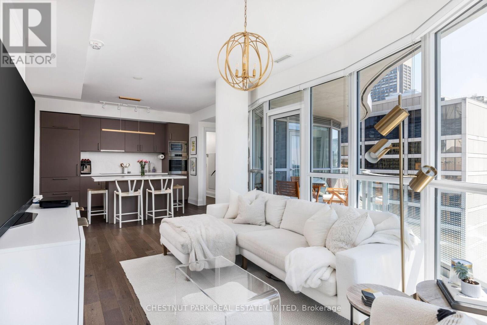 1902 - 88 Cumberland Street, Toronto, Ontario  M5R 0C8 - Photo 11 - C13206250