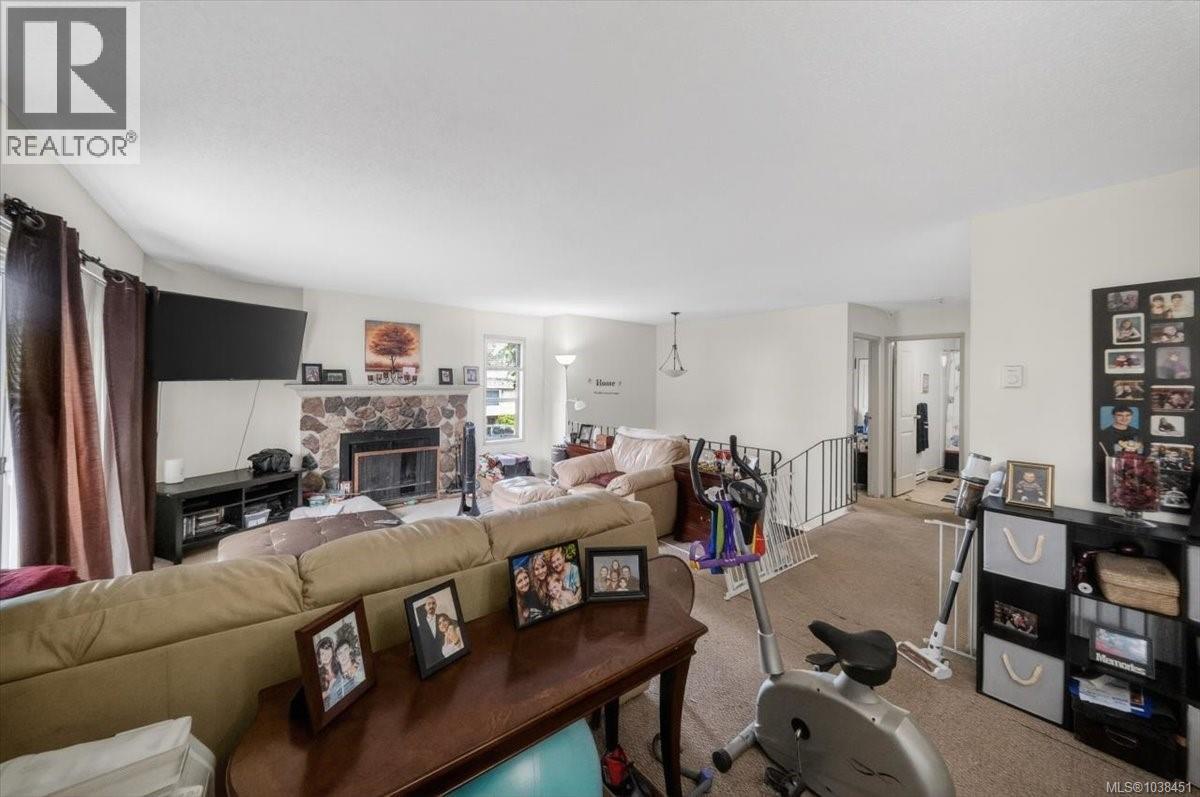 700 Stancombe Rd, Esquimalt, British Columbia  V9A 2P1 - Photo 12 - 1038451