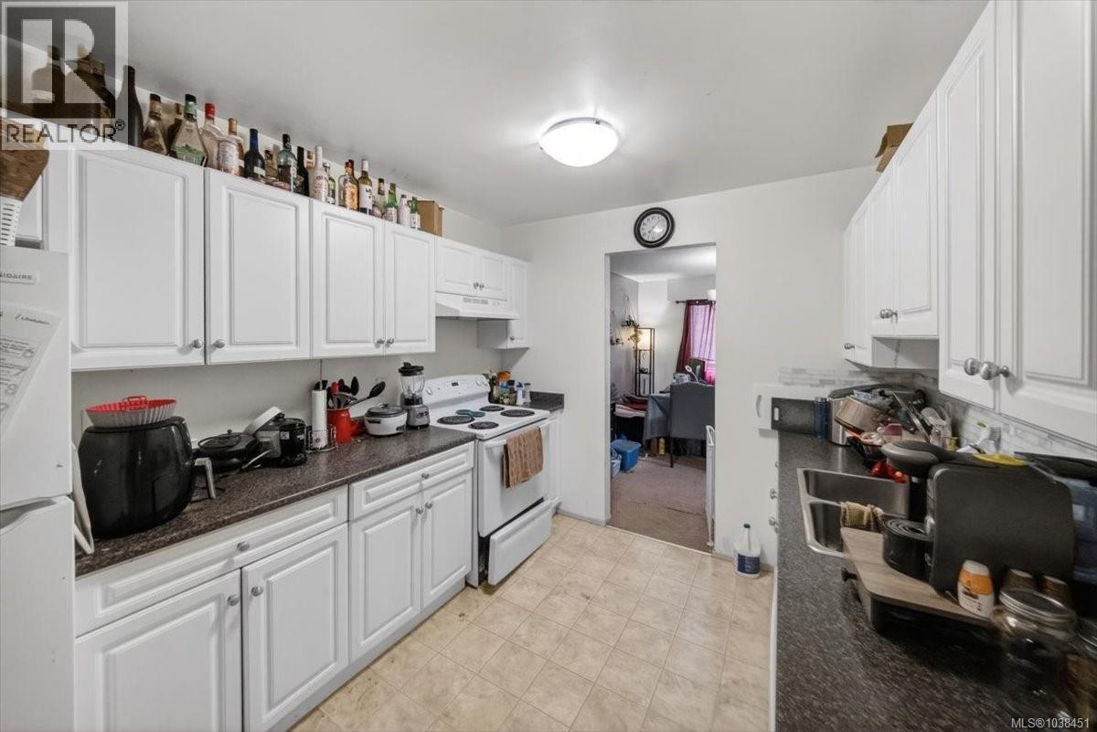 700 Stancombe Rd, Esquimalt, British Columbia  V9A 2P1 - Photo 9 - 1038451