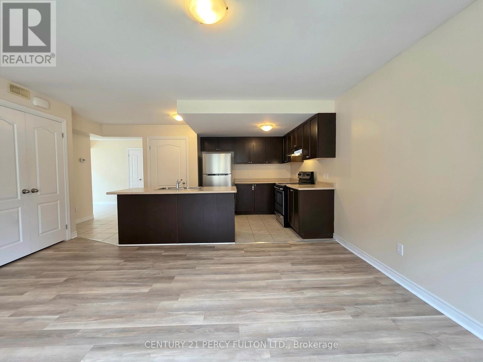 #2 - 144 Mary Street N, Oshawa, Ontario  L1G 5B9 - Photo 5 - E13206232