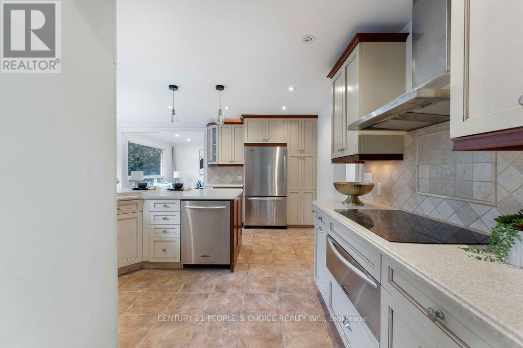 2250 Kenbard Road W, Mississauga, Ontario L5B 2E8 - Photo 10 - W13206234