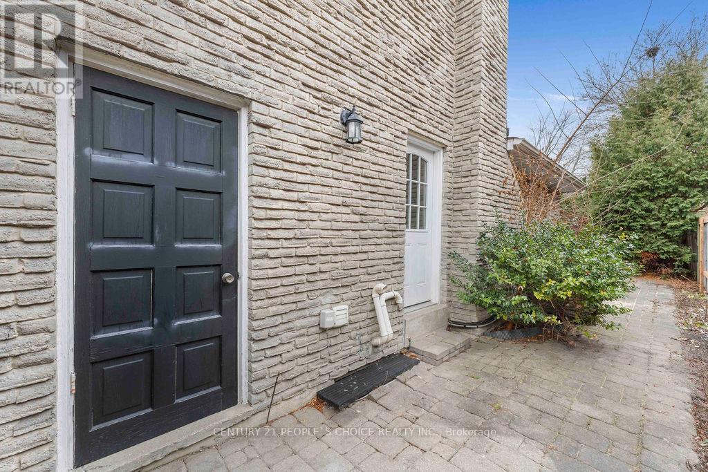 2250 Kenbard Road W, Mississauga, Ontario L5B 2E8 - Photo 40 - W13206234