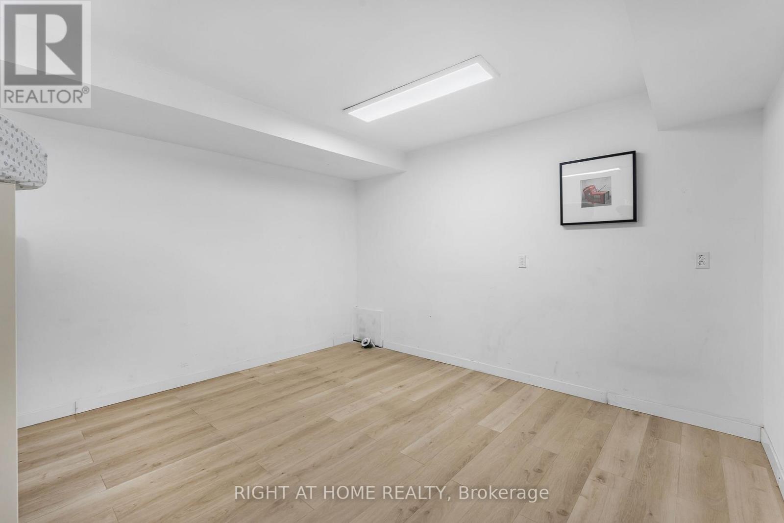 4872 Victoria Avenue, Niagara Falls, Ontario L2E 4C5 - Photo 20 - X13183348