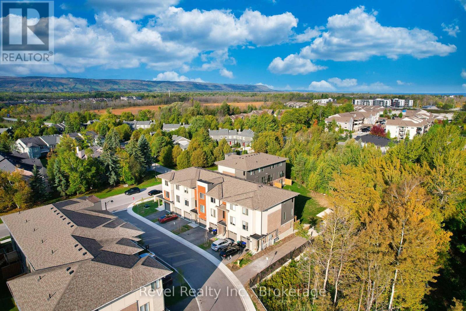 14 Winters Crescent, Collingwood, Ontario  L9Y 5T1 - Photo 2 - S13206316
