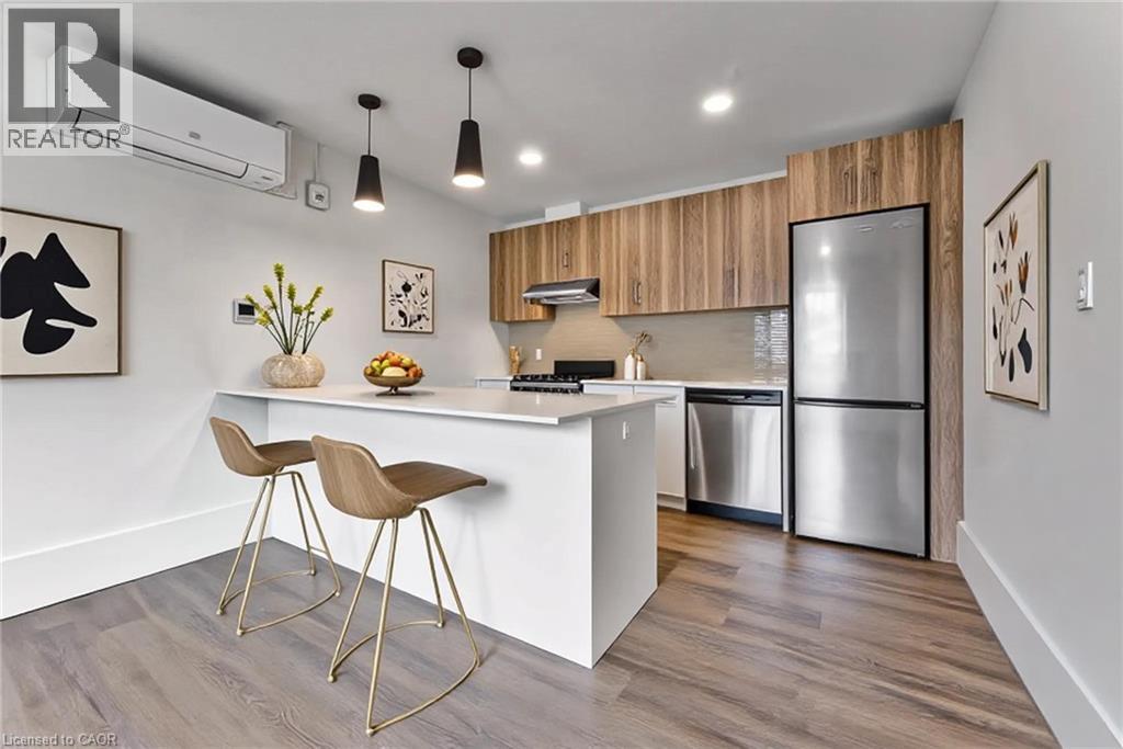 28 MAIN Street Unit# 9, Cambridge, Ontario