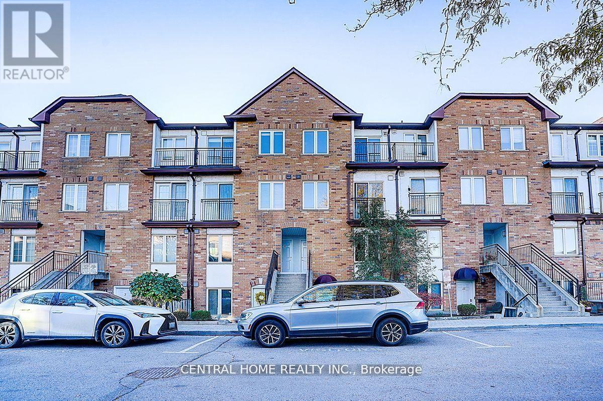 11 - 988 Sheppard Avenue W, Toronto, Ontario  M3H 2T6 - Photo 1 - C13206270
