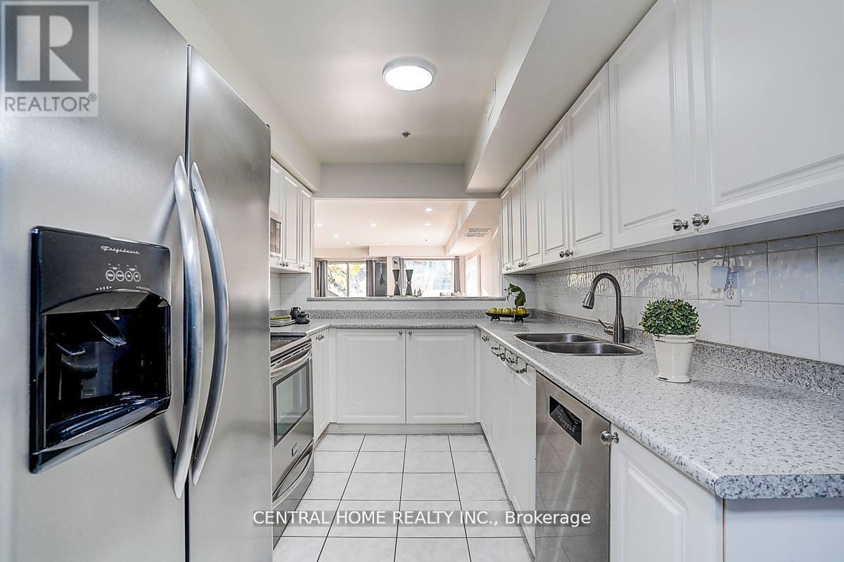 11 - 988 Sheppard Avenue W, Toronto, Ontario  M3H 2T6 - Photo 15 - C13206270