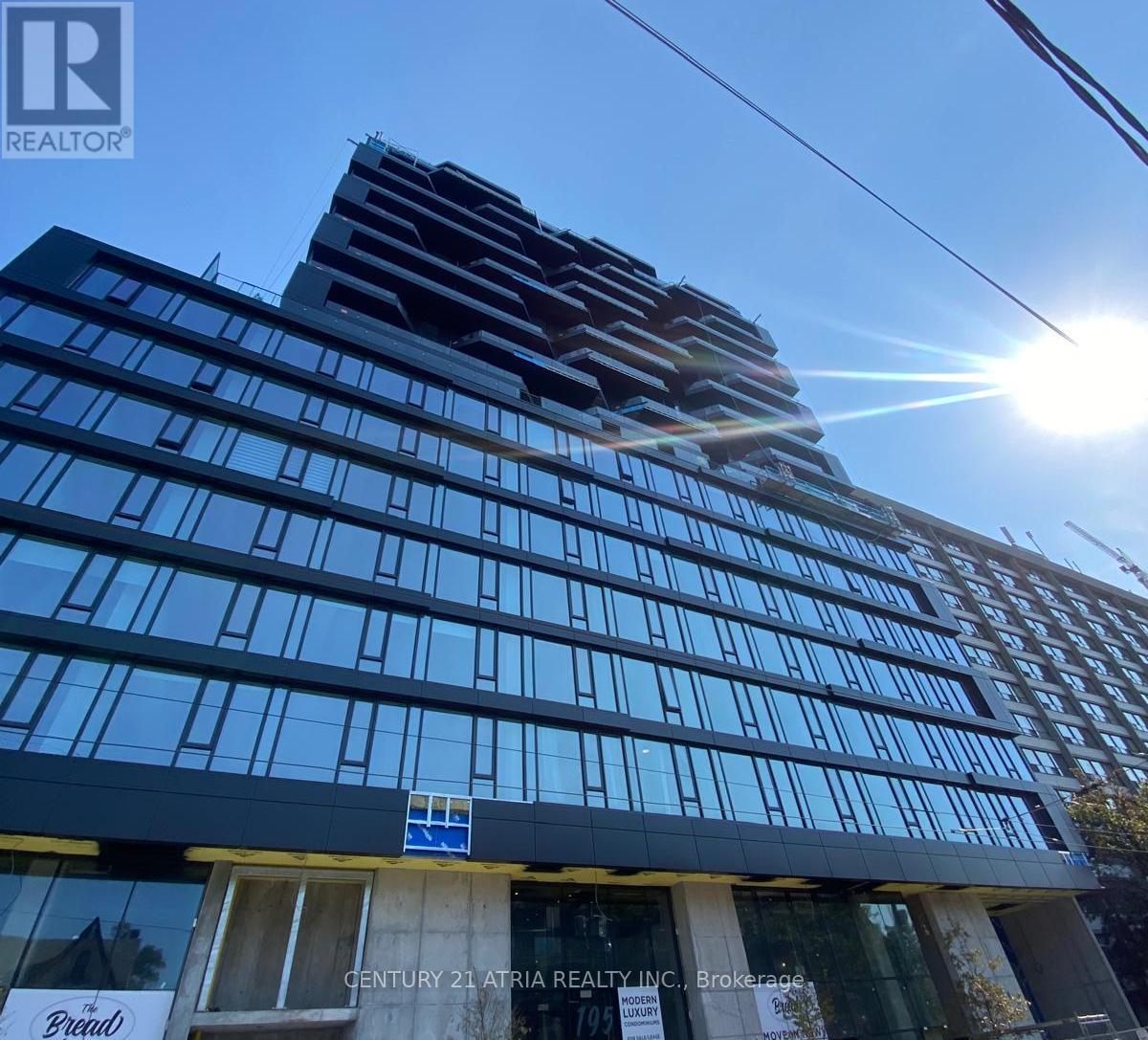 713 - 195 MCCAUL STREET, Toronto, Ontario