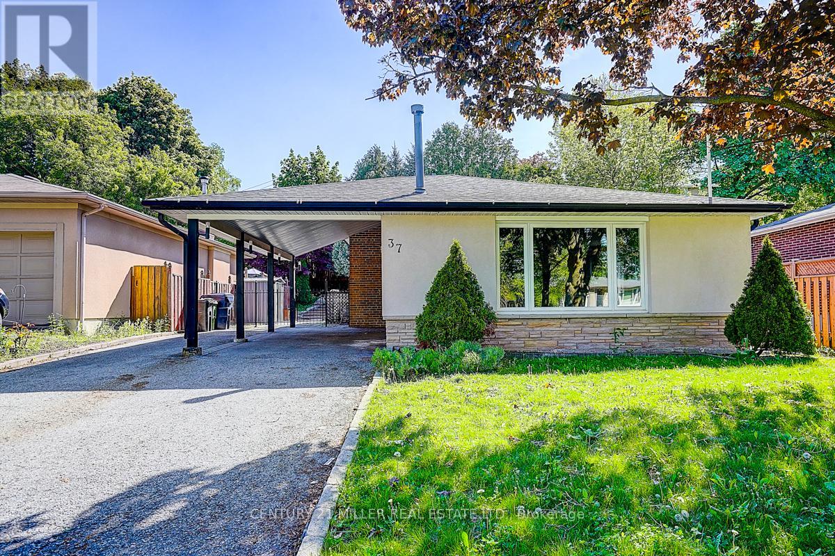 37 Dallington Drive, Toronto, Ontario  M2J 2G4 - Photo 4 - C13206354