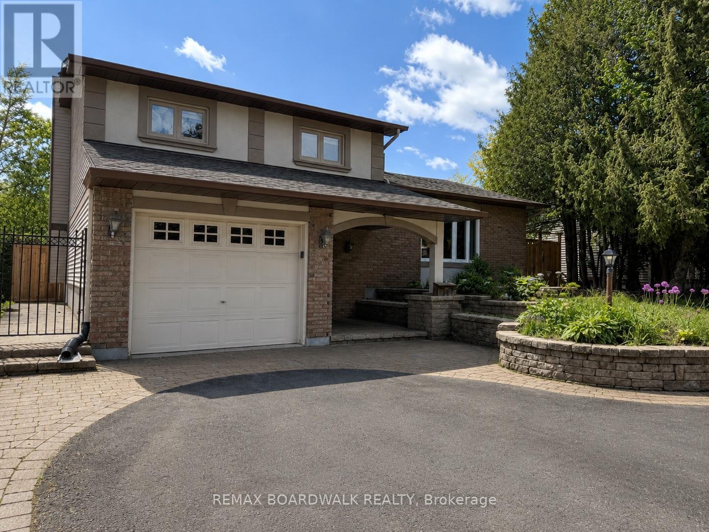 22 Bartley Crescent, Ottawa, Ontario  K2J 2J7 - Photo 2 - X13206304
