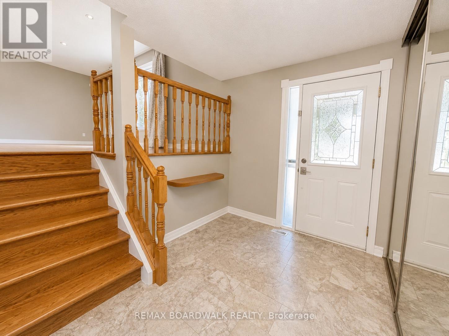 22 Bartley Crescent, Ottawa, Ontario  K2J 2J7 - Photo 3 - X13206304