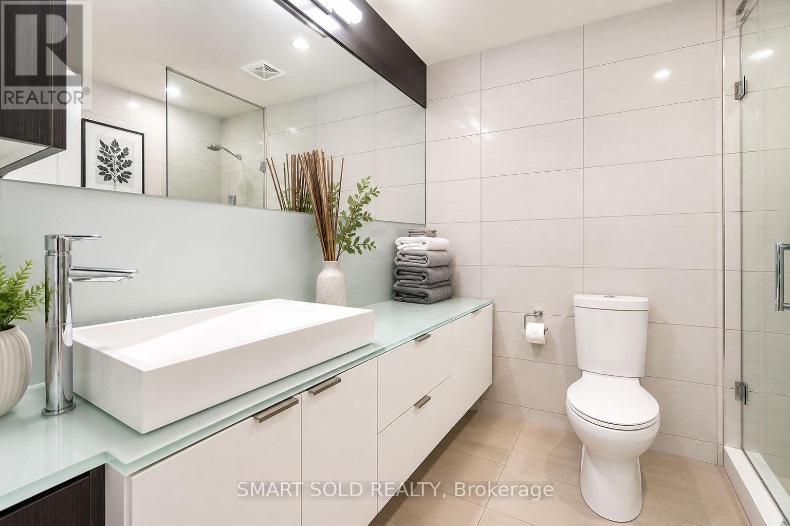 1712 - 300 Front Street W, Toronto, Ontario  M5V 0E9 - Photo 14 - C13058424