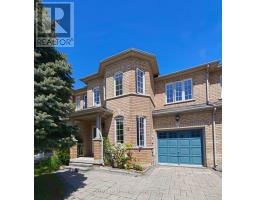 12 RIDEAU DRIVE, Richmond Hill, Ontario
