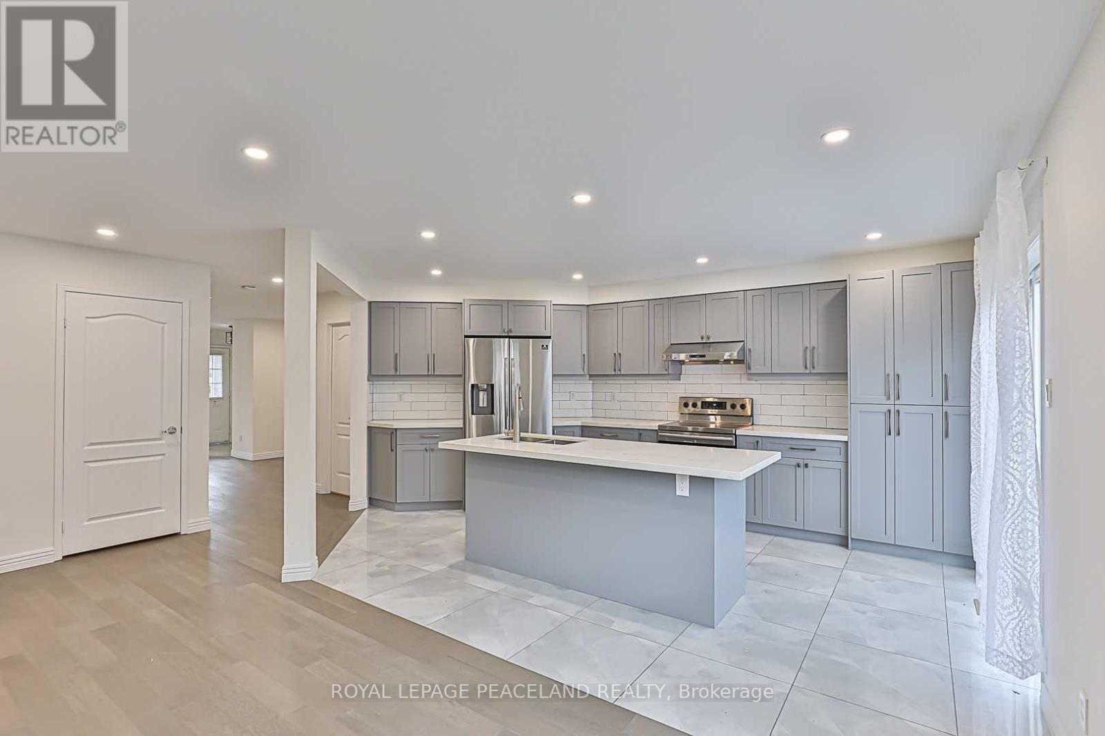 241 Fred Mclaren Boulevard, Markham, Ontario  L6E 1T1 - Photo 11 - N13206284