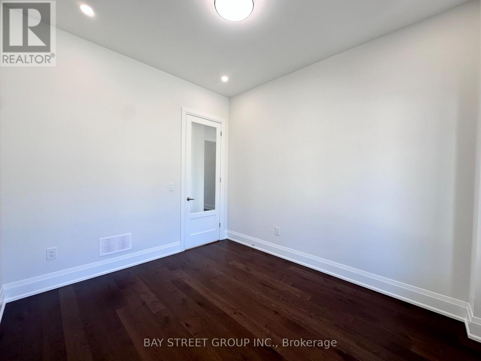 15 Backhouse Drive, Richmond Hill, Ontario  L4E 1M8 - Photo 13 - N13206332