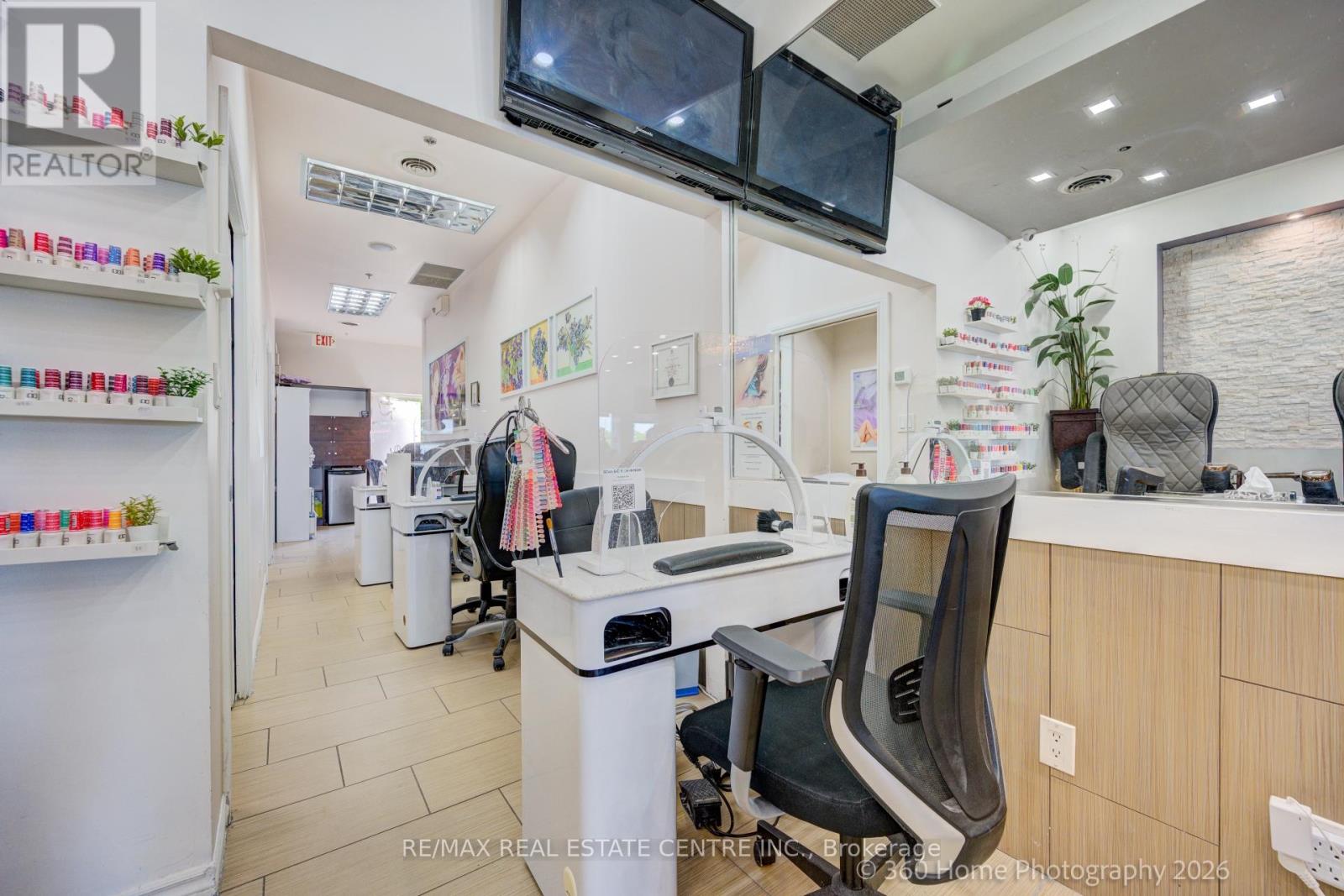 1500 Upper Middle Road W, Oakville, Ontario  L6M 0C2 - Photo 12 - W13206298