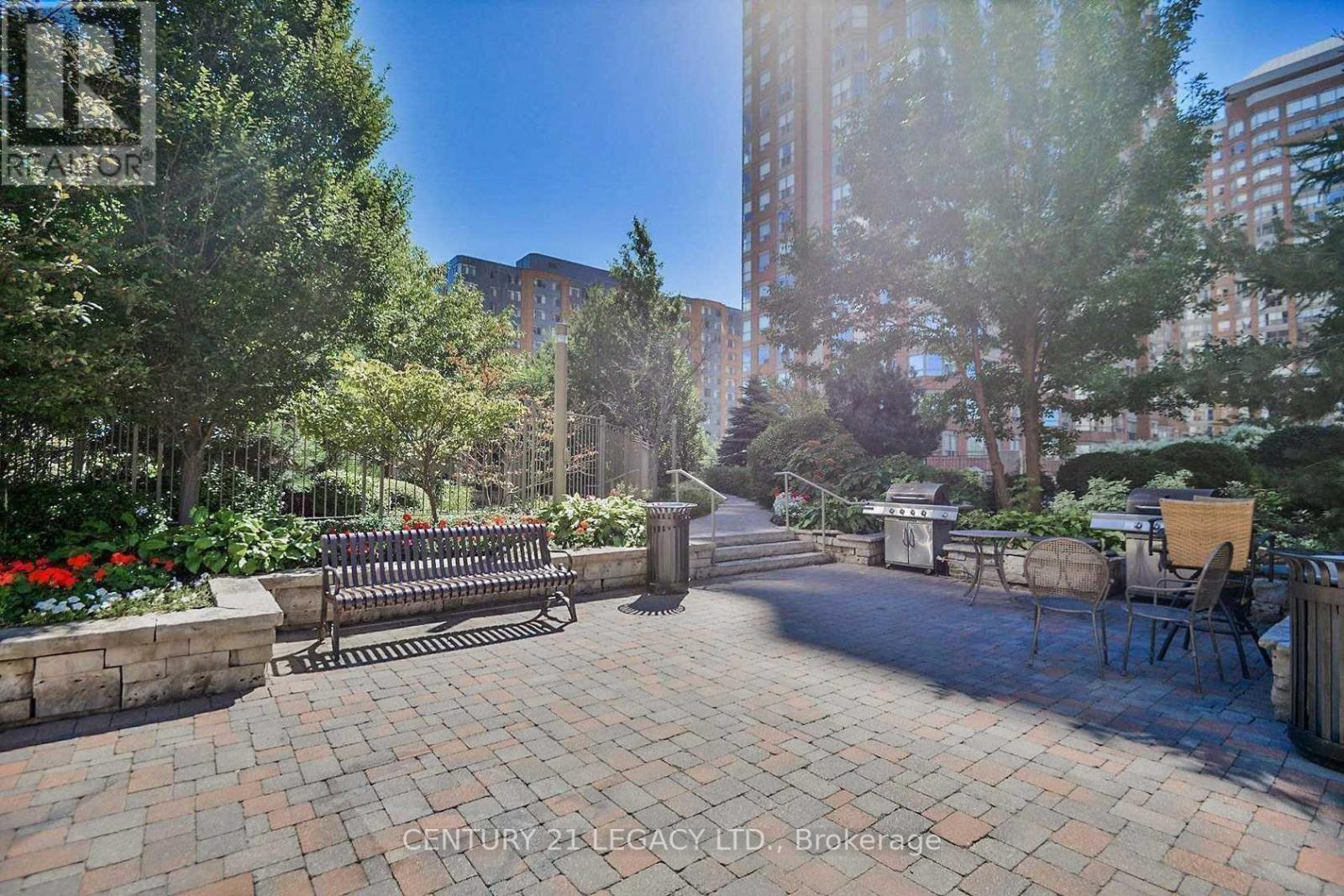 1608 - 3880 Duke Of York Boulevard, Mississauga, Ontario  L5B 4M7 - Photo 14 - W13206336