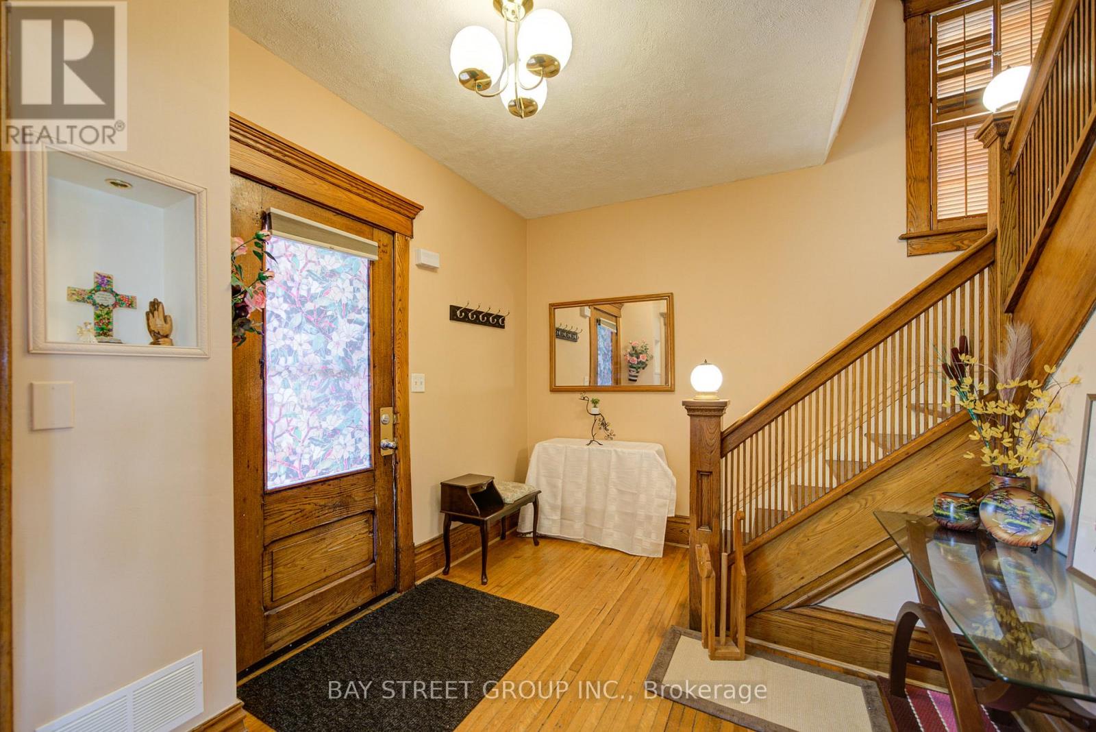4680 Eastwood Crescent, Niagara Falls, Ontario  L2E 1B5 - Photo 4 - X13206328
