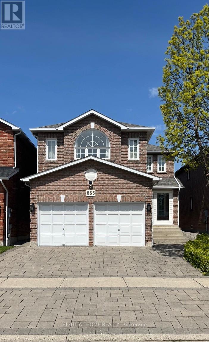 865 WINTERTON WAY, Mississauga, Ontario