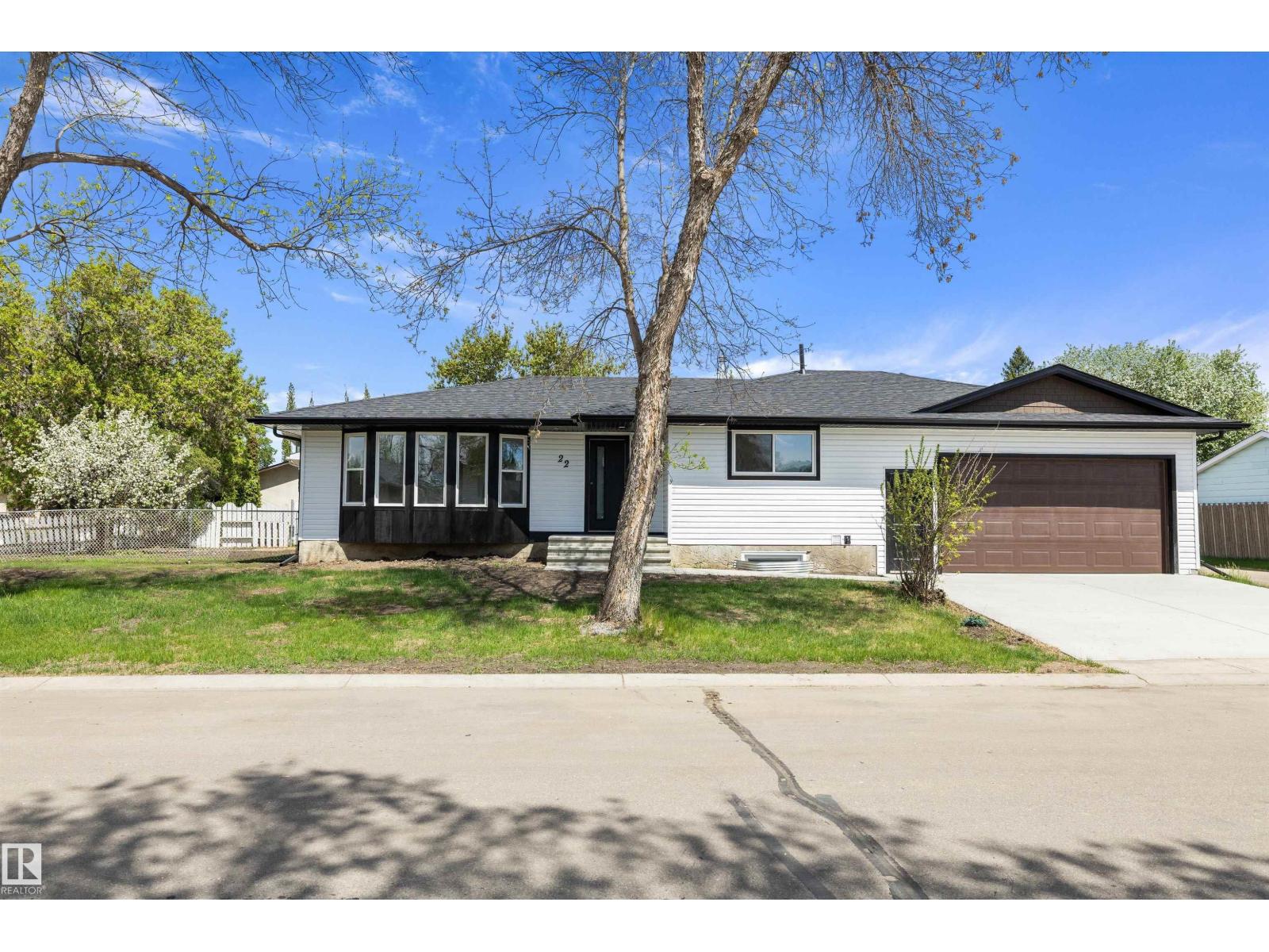 22 Huron Dr, Leduc, Alberta  T9E 4N5 - Photo 1 - E4490218