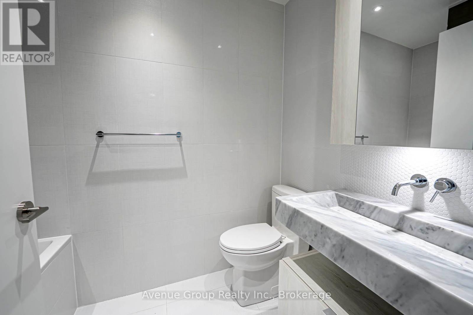 5503 - 11 Yorkville Avenue, Toronto, Ontario  M4W 0B7 - Photo 35 - C13202264