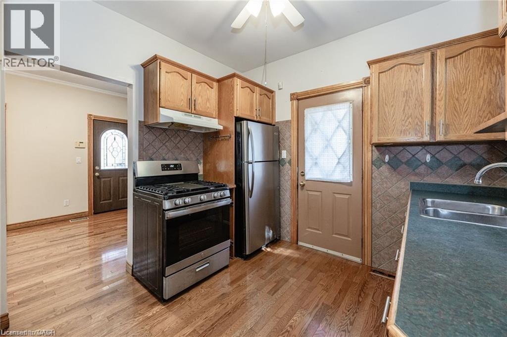 252 Beechwood Avenue, Hamilton, Ontario  L8L 2T1 - Photo 12 - 40834306