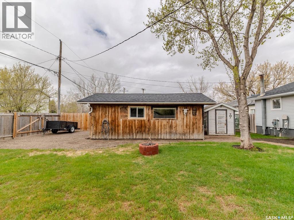 316 1st Street E, Delisle, Saskatchewan  S0L 0P0 - Photo 30 - SK037386