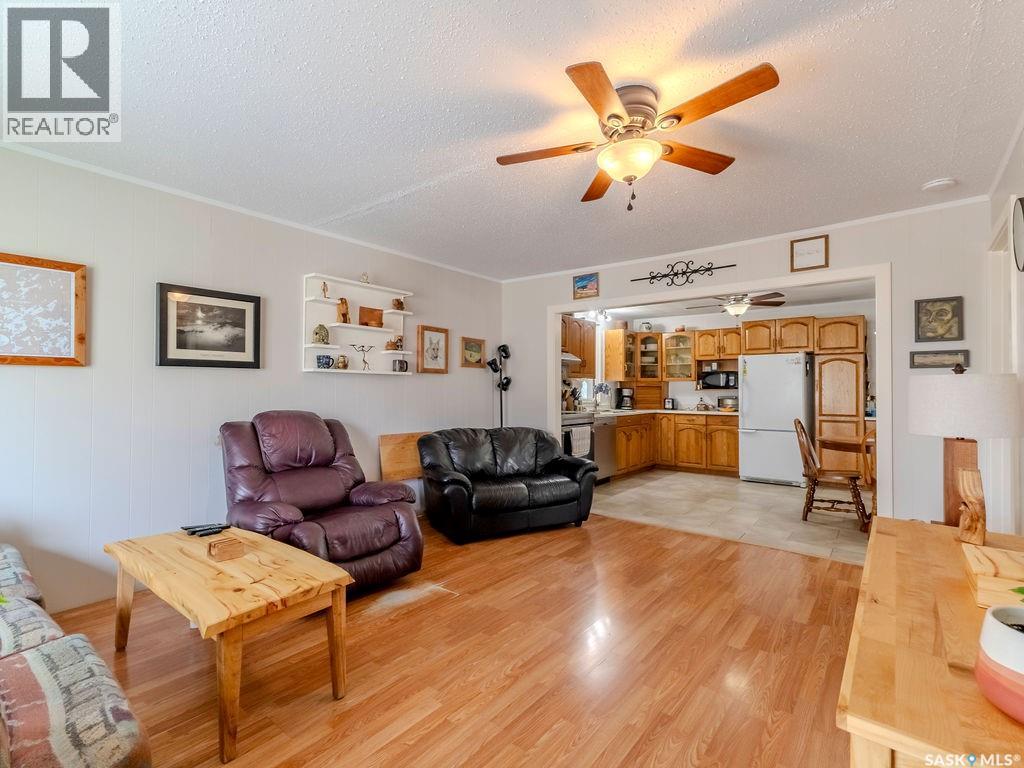 316 1st Street E, Delisle, Saskatchewan  S0L 0P0 - Photo 6 - SK037386