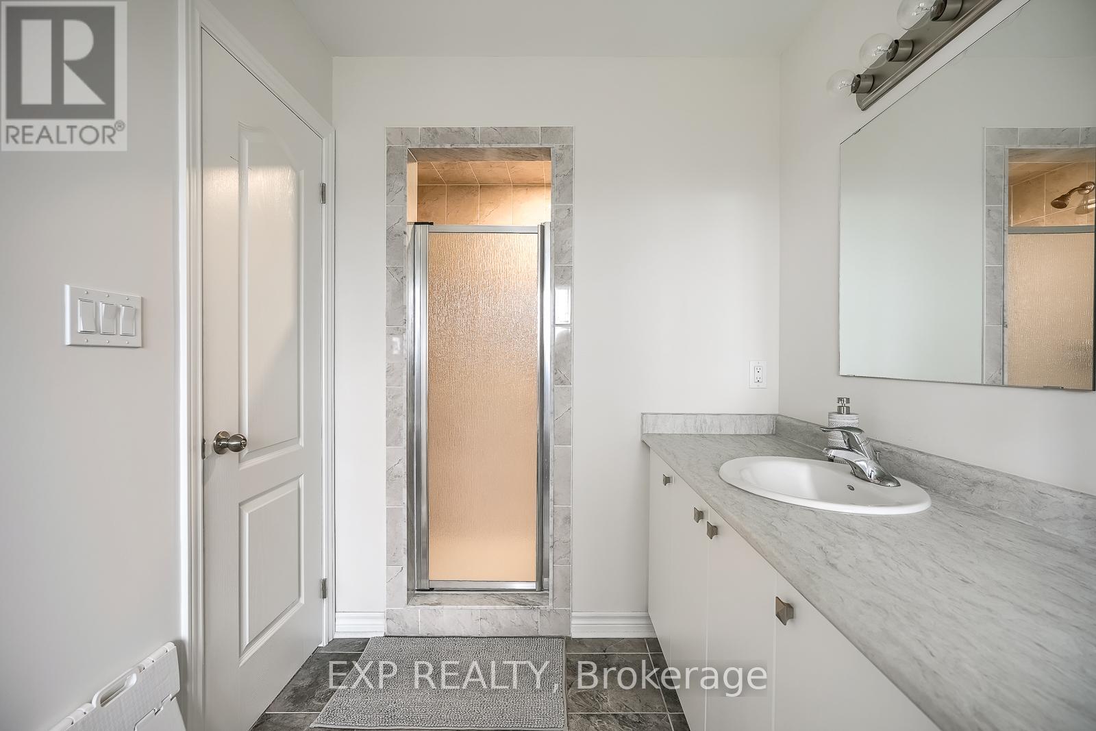 1020 Matthew Murray Crescent, Oshawa, Ontario  L1K 3G5 - Photo 27 - E13168864