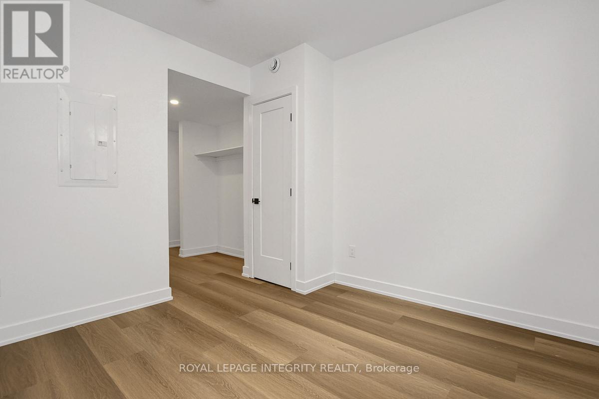 C - 35 Ella Street, Ottawa, Ontario  K1S 2S3 - Photo 12 - X12872658