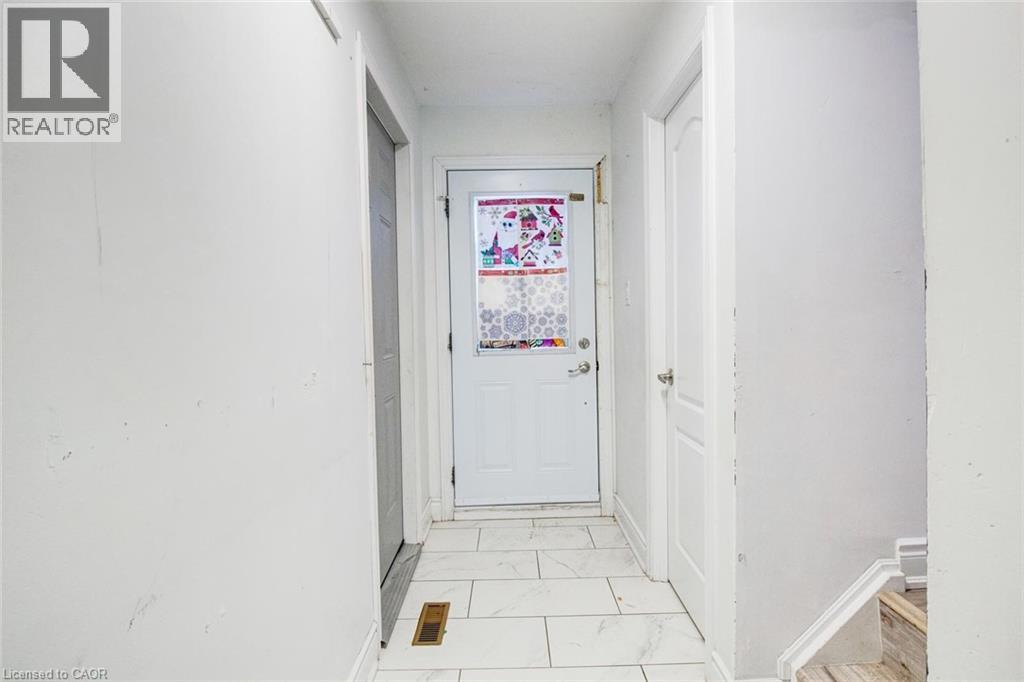 100 Quigley Road Unit# 143, Hamilton, Ontario  L8K 6J1 - Photo 5 - 40821146