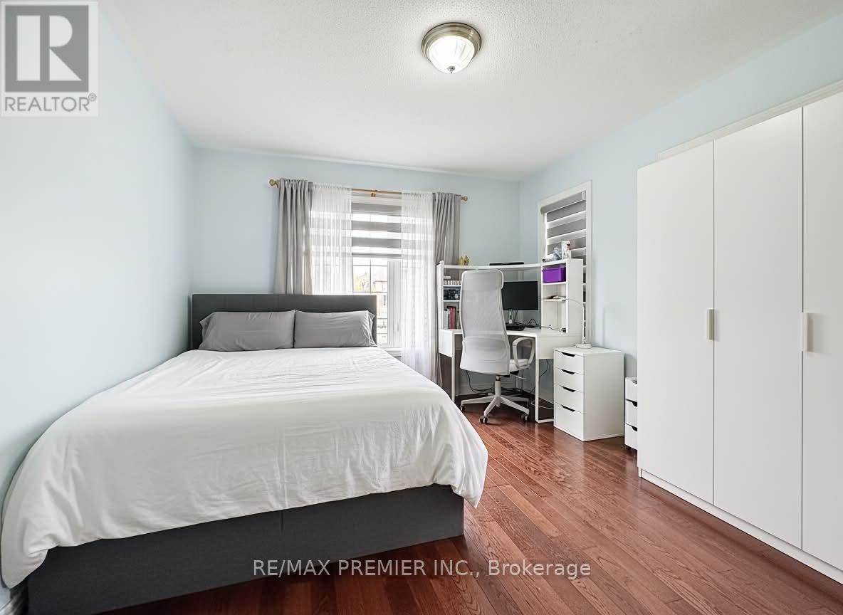 129 Ledge Rock Drive, Vaughan, Ontario  L4H 2G7 - Photo 11 - N13142524