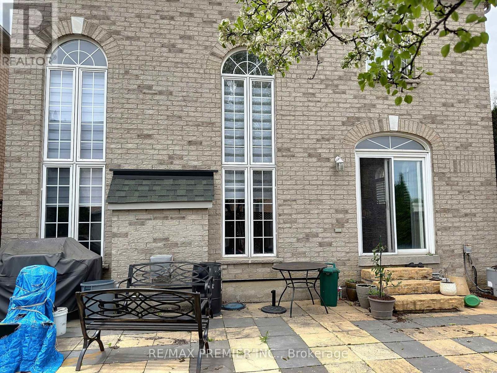 129 Ledge Rock Drive, Vaughan, Ontario  L4H 2G7 - Photo 15 - N13142524