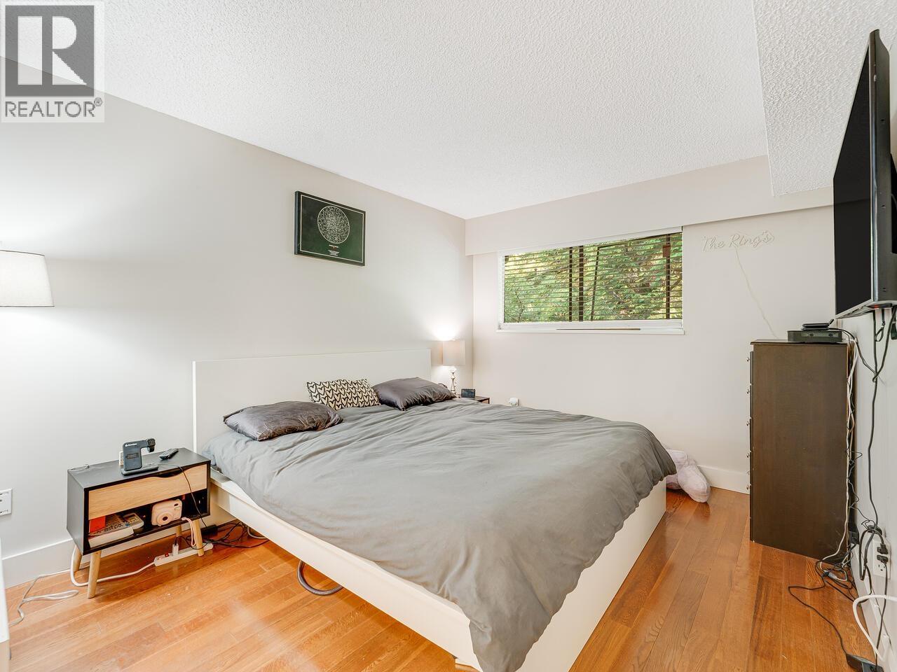 1039 Old Lillooet Road, North Vancouver, British Columbia V7J 3H6 - Photo 11 - R3115312