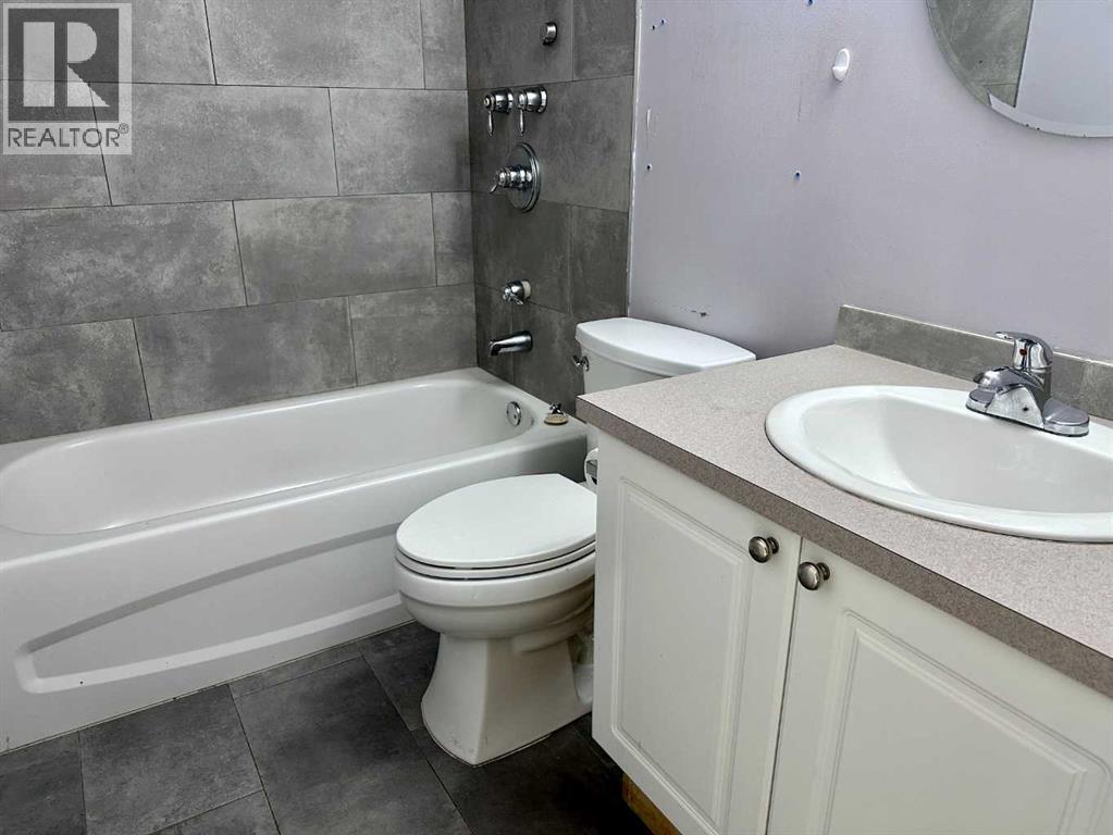 3116 51 Street SW, Calgary, Alberta  T3E 6R4 - Photo 9 - A2310719
