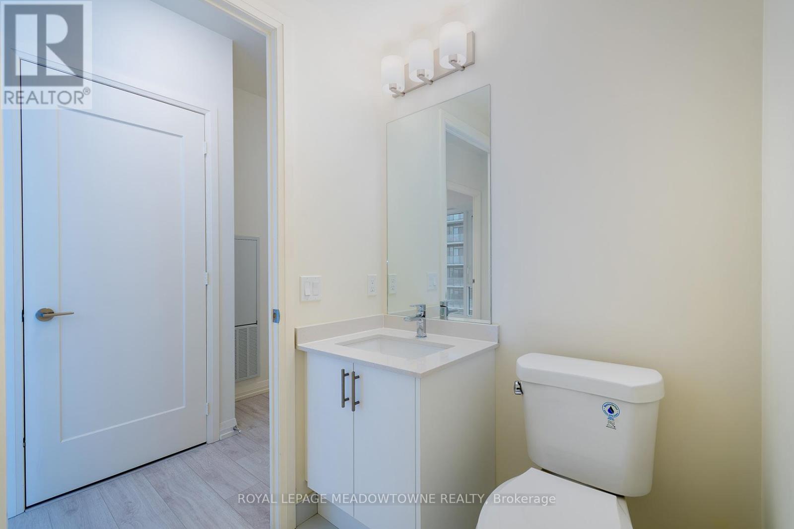 1811 - 27 Korda Gate, Vaughan, Ontario  L4K 0P6 - Photo 12 - N13206382