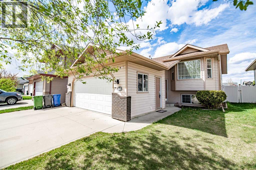 66 Jack Crescent, Red Deer, Alberta  T4P 0B1 - Photo 2 - A2297251