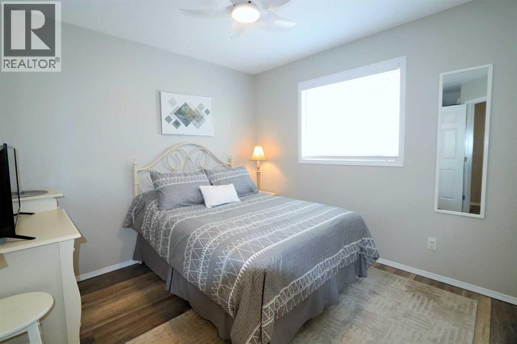 5537 Park Street, Blackfalds, Alberta  T0M 0J0 - Photo 15 - A2314337