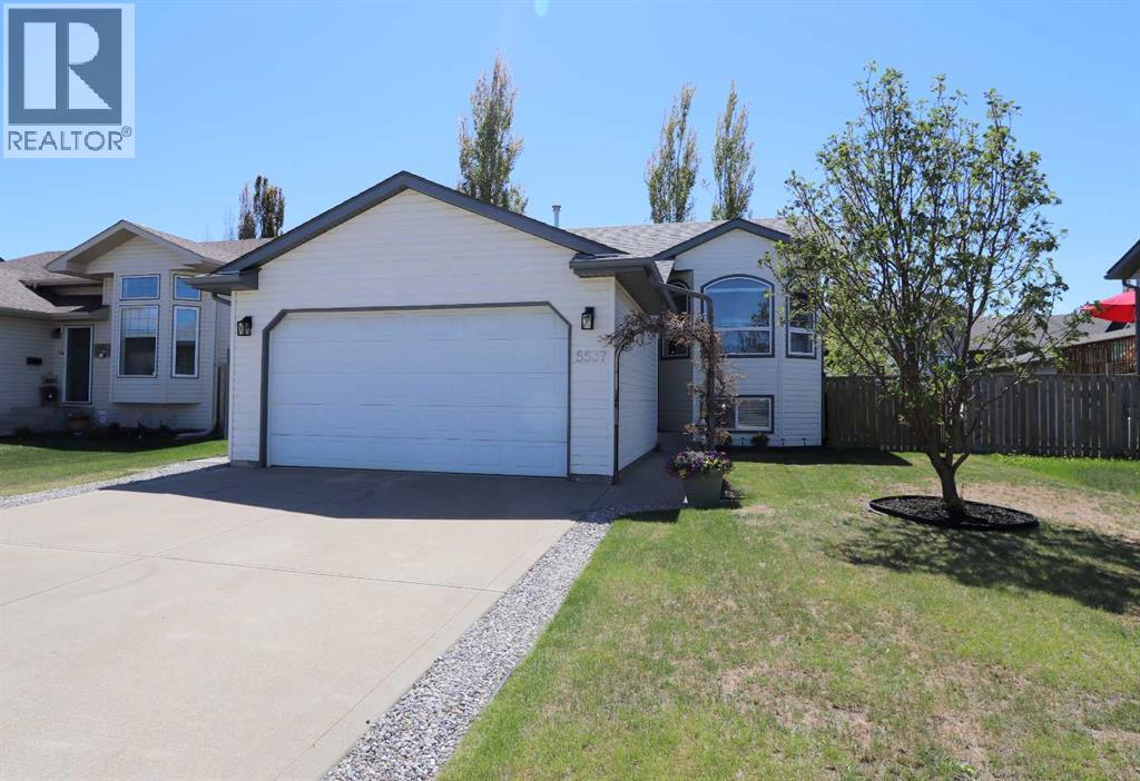 5537 Park Street, Blackfalds, Alberta  T0M 0J0 - Photo 1 - A2314337