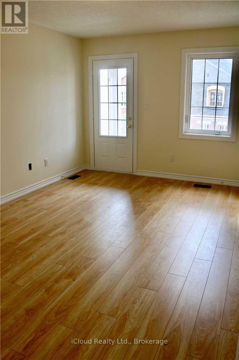 16 Miami Grove, Brampton, Ontario  L6Z 0B4 - Photo 8 - W13206368