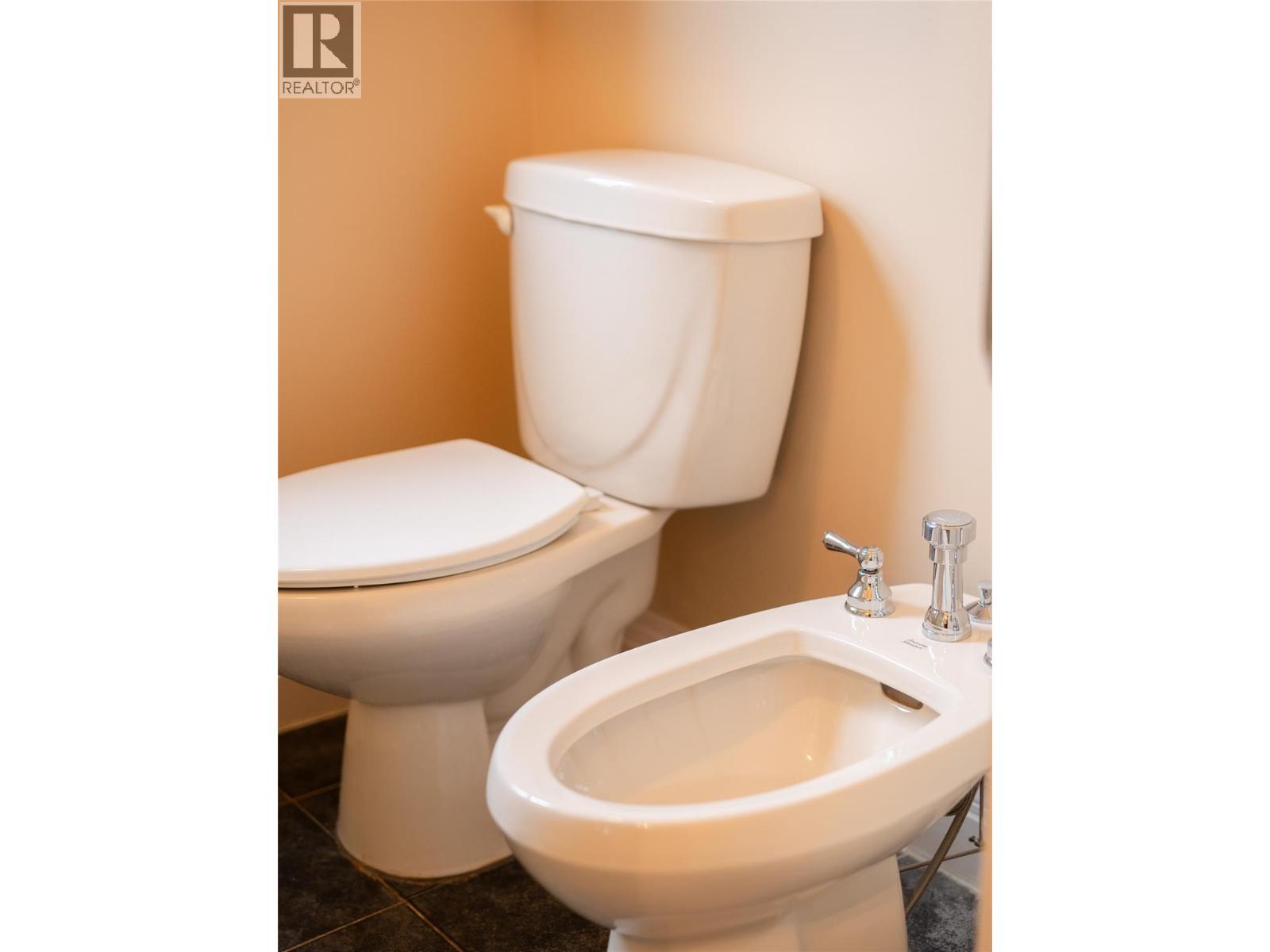449 Hampton Gray Place, Nelson, British Columbia  V1L 7A8 - Photo 33 - 10383234